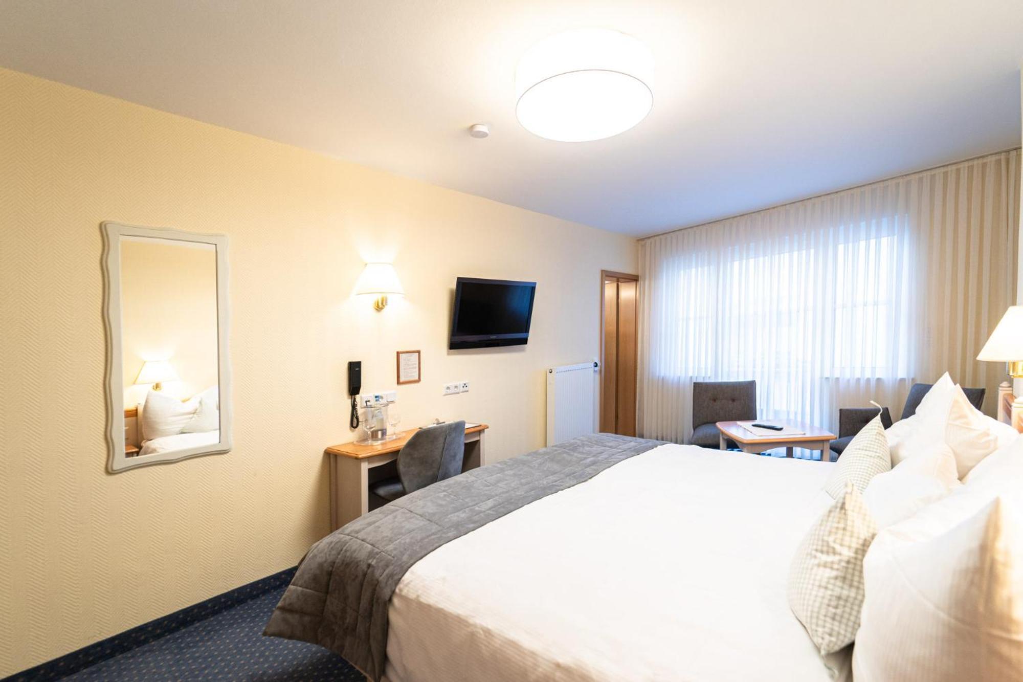 Hotel Zur Traube Ирциг Номер фото