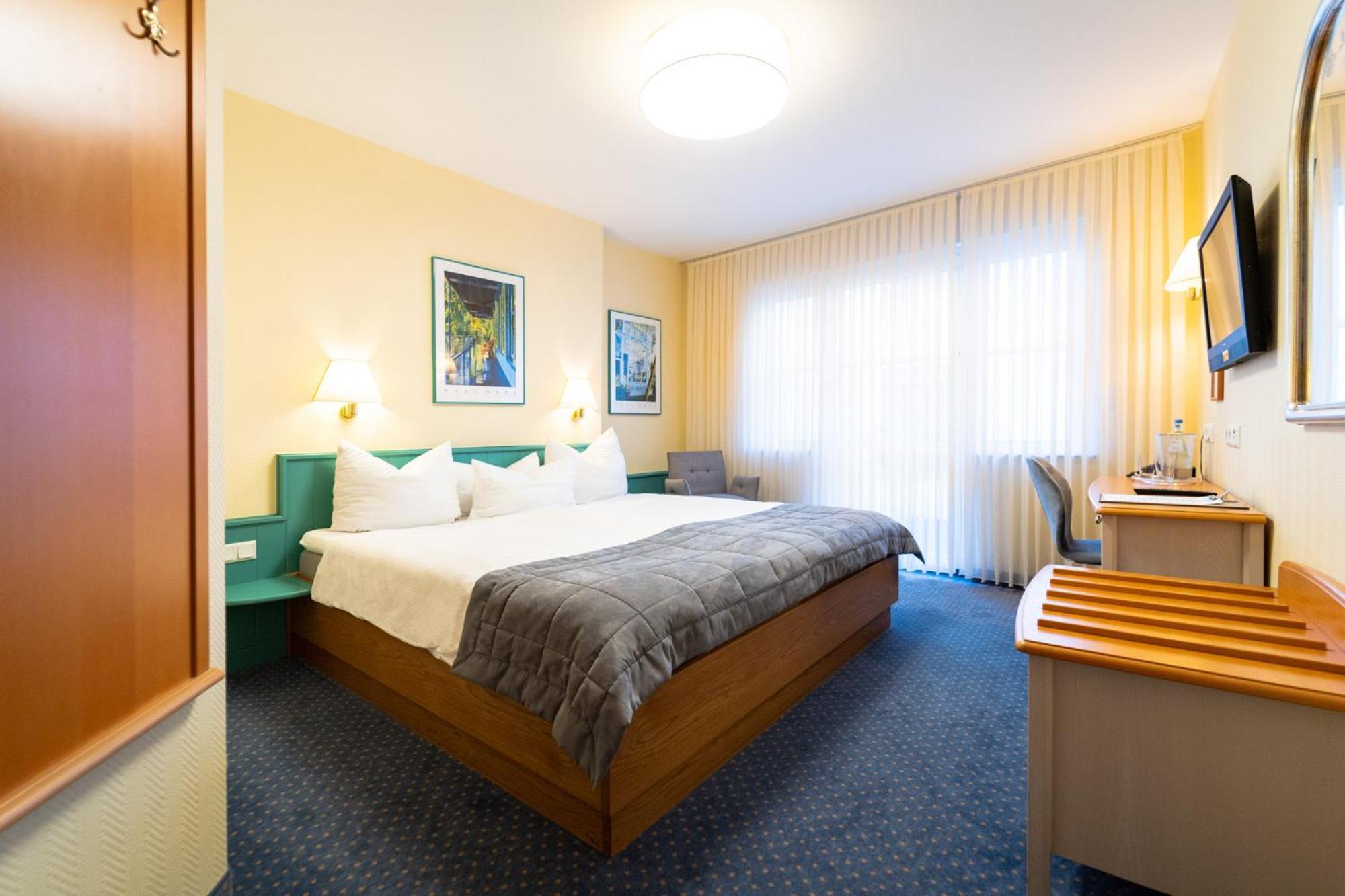 Hotel Zur Traube Ирциг Номер фото