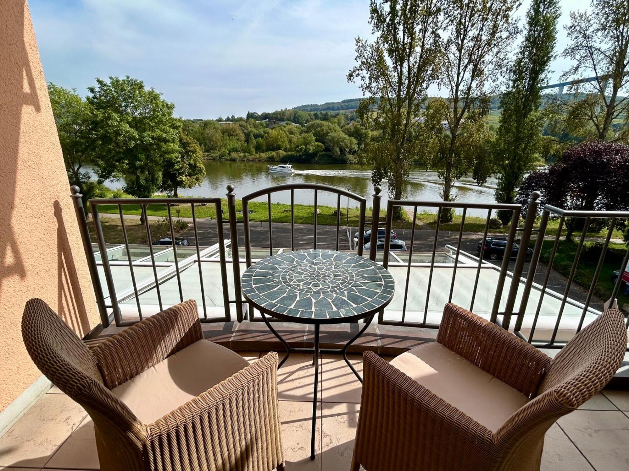 Hotel Zur Traube Ирциг Экстерьер фото
